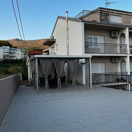 Apartmani Mila Podstrana Exterior photo