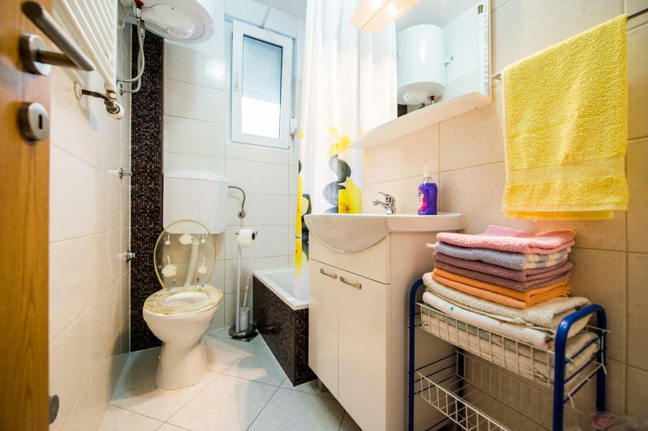 Apartmani Mila Podstrana Exterior photo